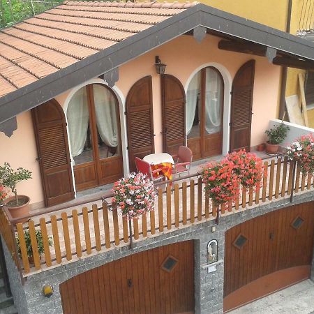 Chalet Con Piscina Garzeno Kültér fotó