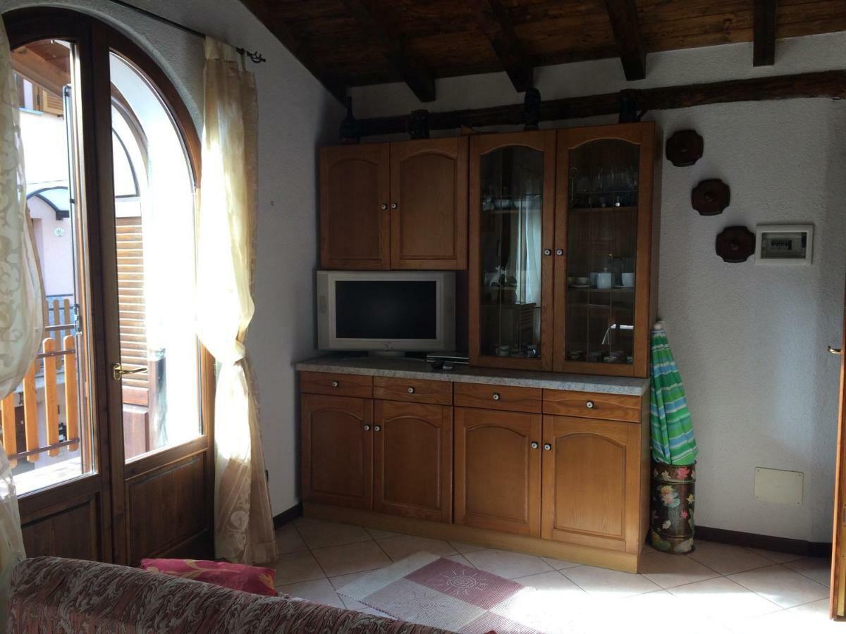 Chalet Con Piscina Garzeno Kültér fotó