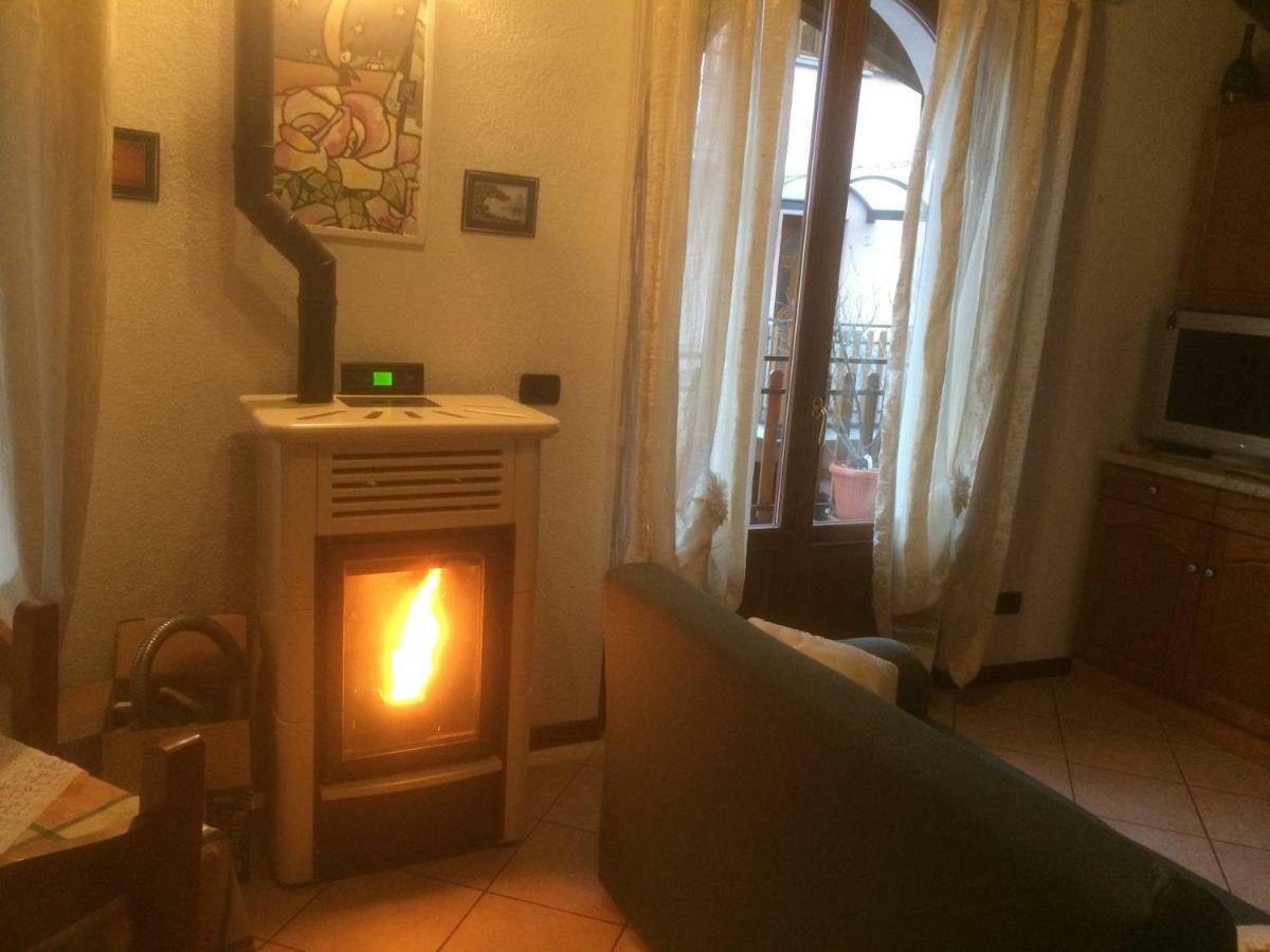 Chalet Con Piscina Garzeno Kültér fotó