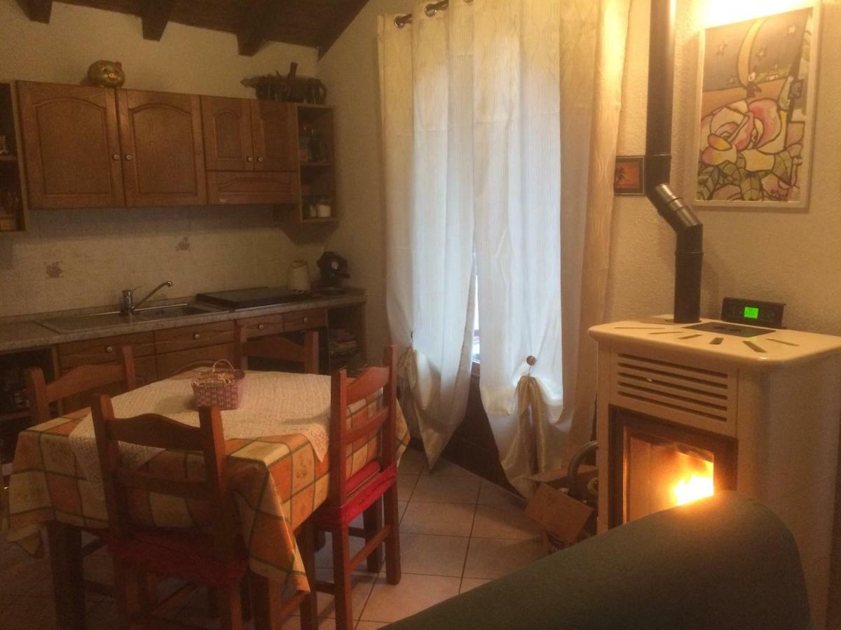 Chalet Con Piscina Garzeno Kültér fotó