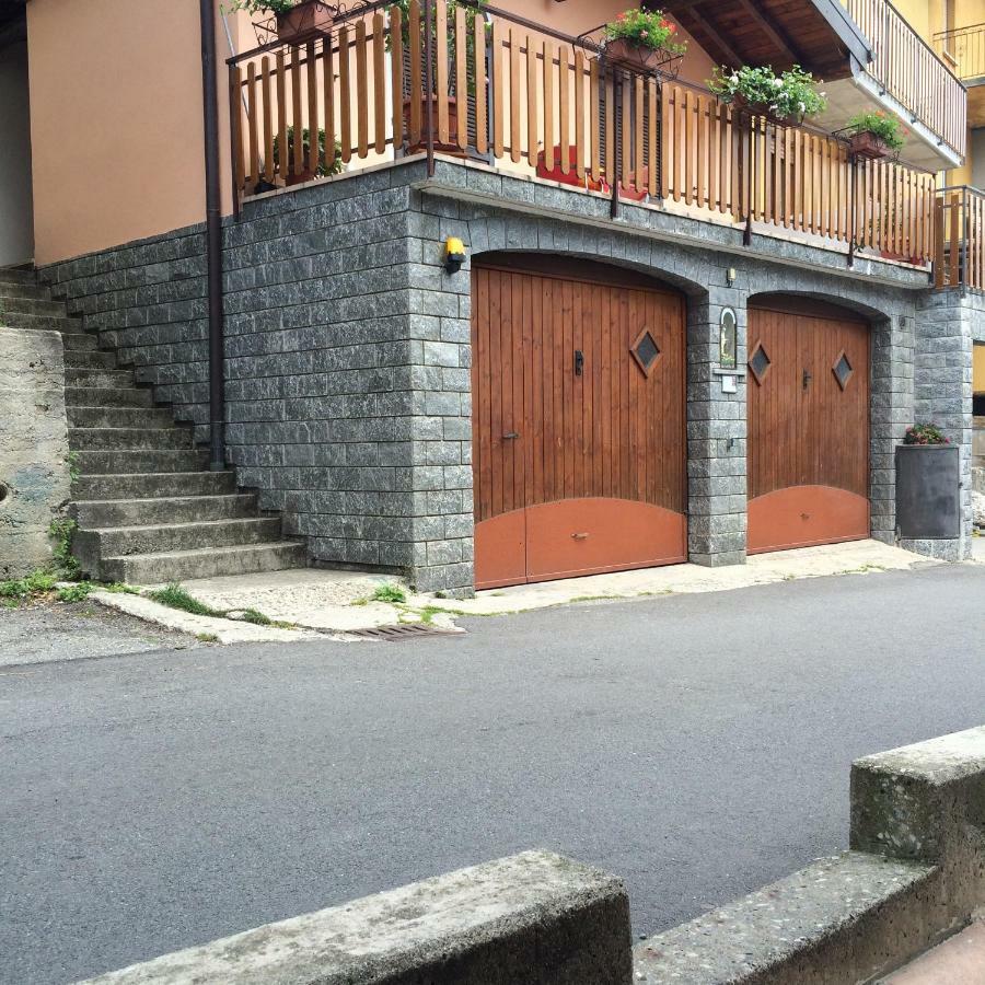 Chalet Con Piscina Garzeno Kültér fotó