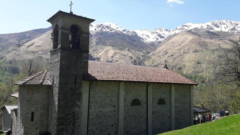 Chalet Con Piscina Garzeno Kültér fotó