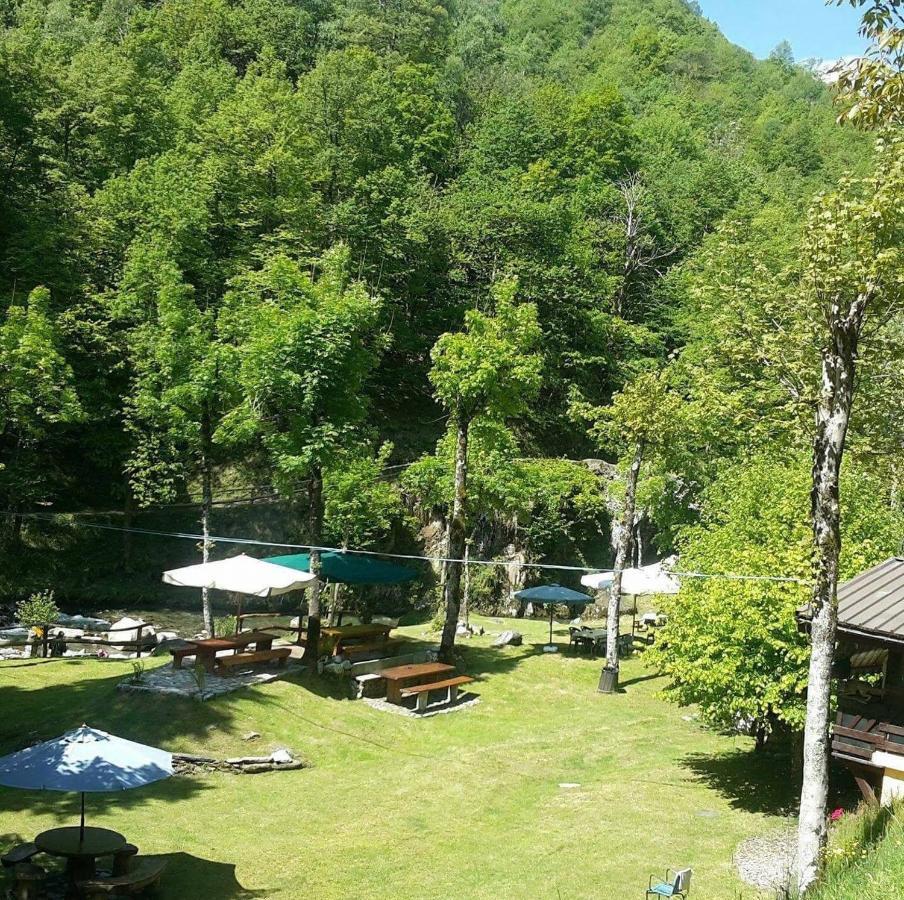 Chalet Con Piscina Garzeno Kültér fotó